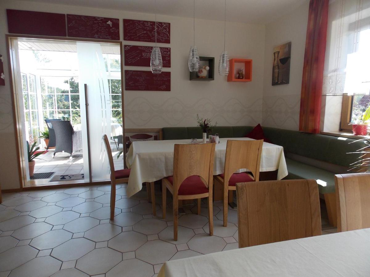 Lehrberg Pension "Der Sulzbachhof" מראה חיצוני תמונה