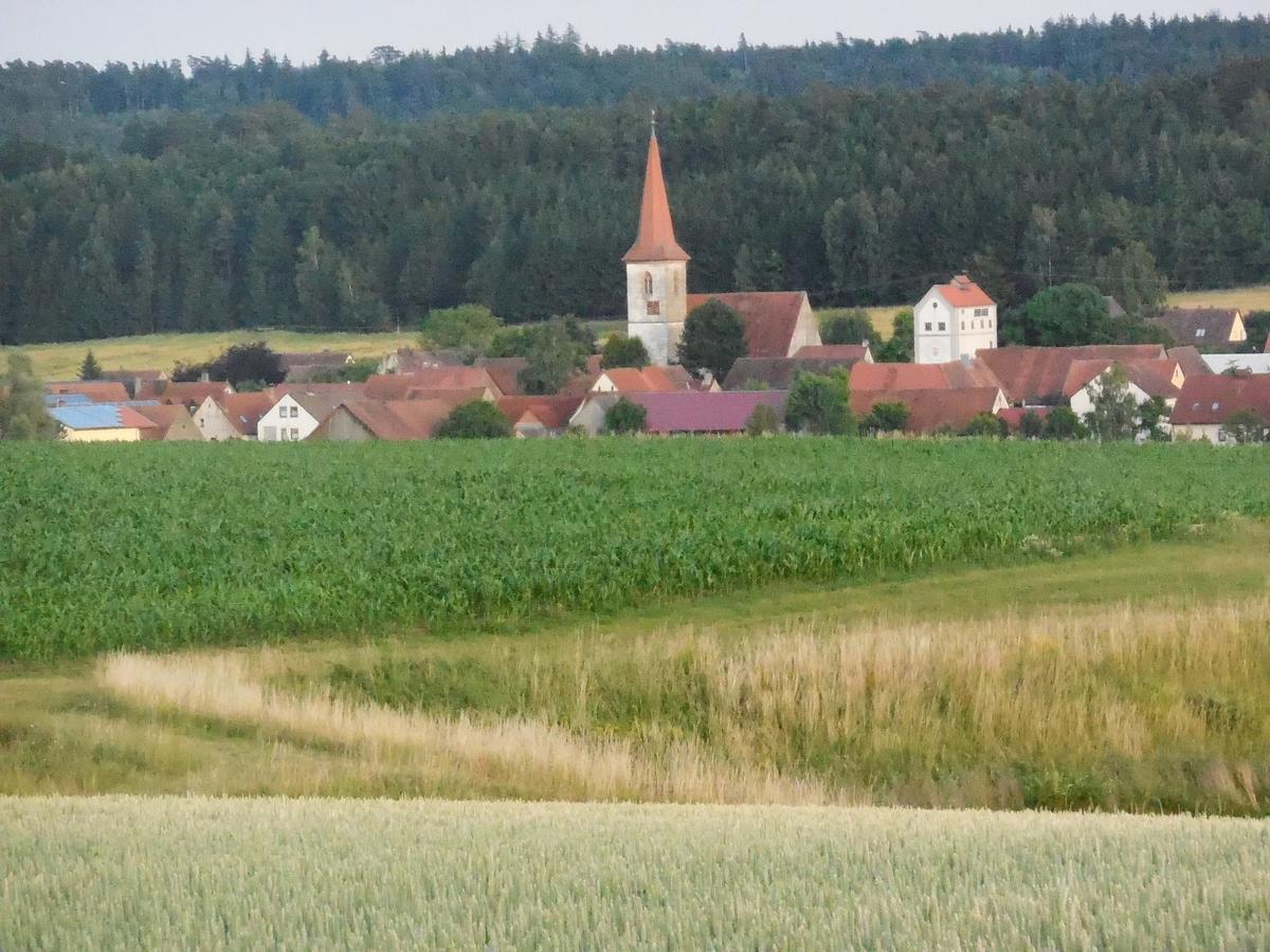 Lehrberg Pension "Der Sulzbachhof" מראה חיצוני תמונה